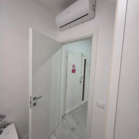 La Casa Di Aron Apartment *